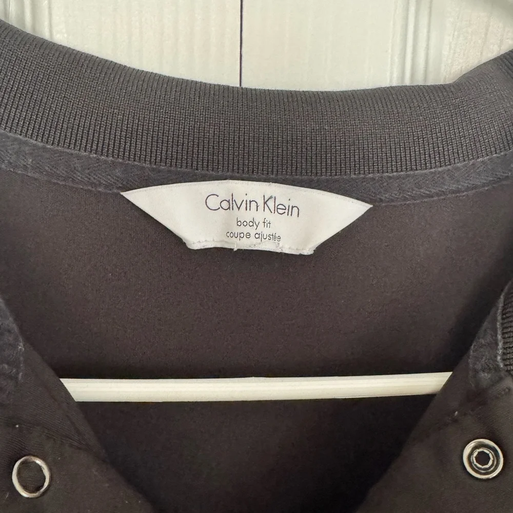 Calvin Klein Men's Polo Shirt in Black with Red Accents - Picture 3 of 6